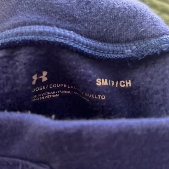 Under Armour joggers with pockets size small - Picture 3 of 4